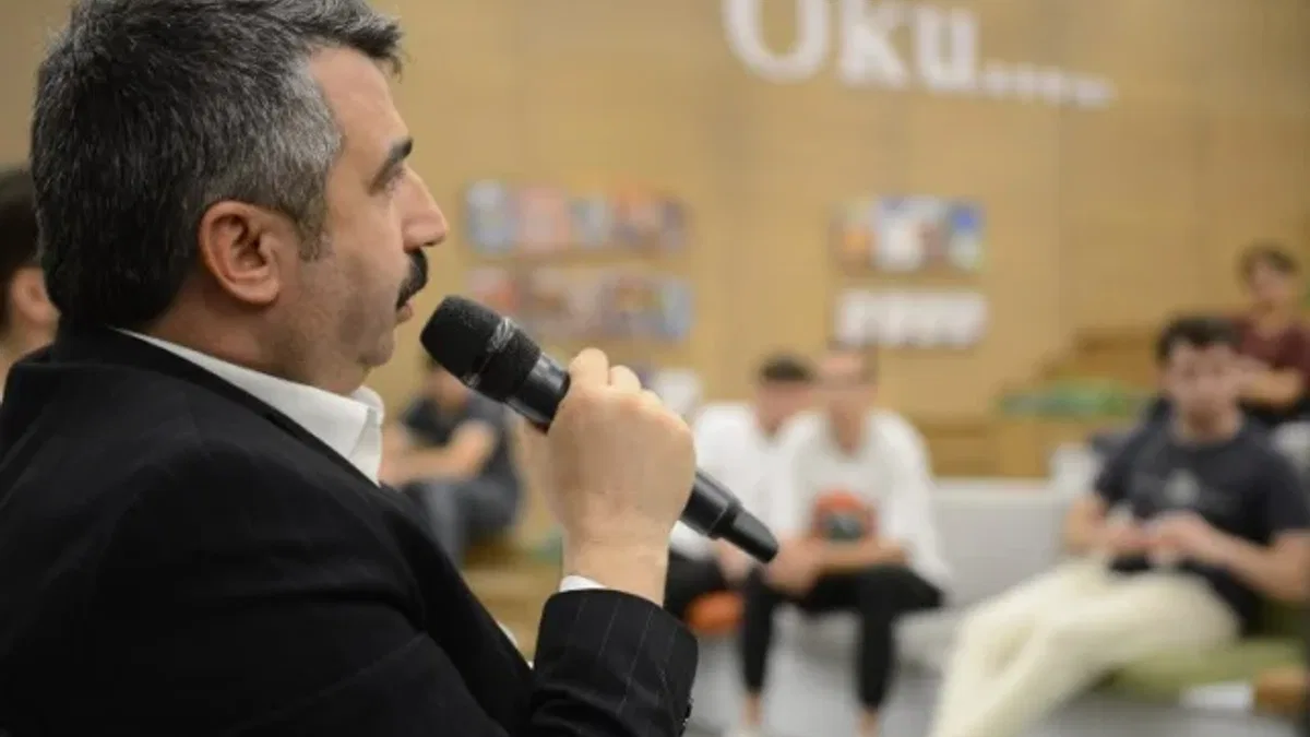 Bursa Yıldırım'da Başkan Yılmaz gençlerle buluştu