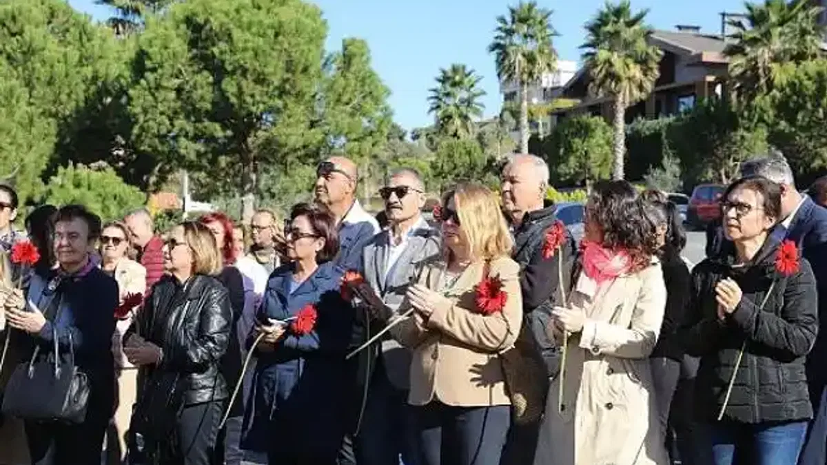 'Karaoğlan' Bülent Ecevit 18. yılında Güzelbahçe'de Anıldı