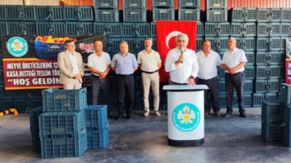 Manisa Somalı üreticilere 6 bin kasa teslim edildi