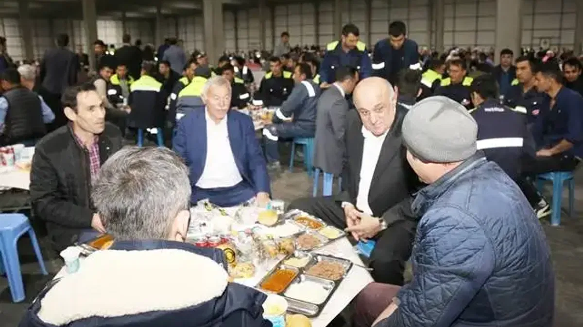 Erkoyuncu: 'Konya Şeker ailesi güçlü bir şekilde geleceğe yürüyor'