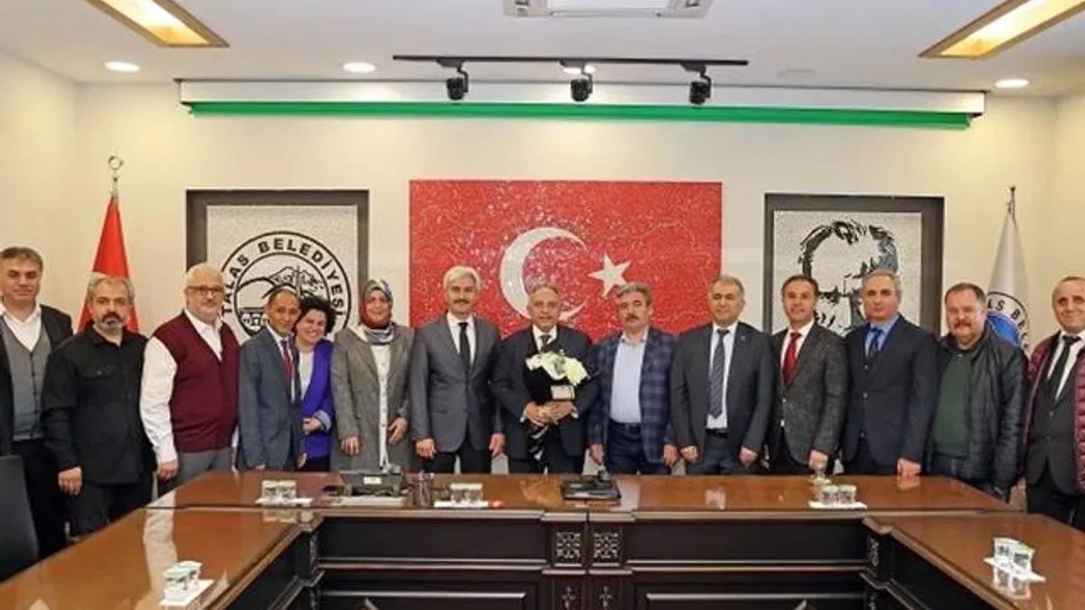 Kayseri Talas'ta öğretmenlerden Başkan Yalçın'a ziyaret