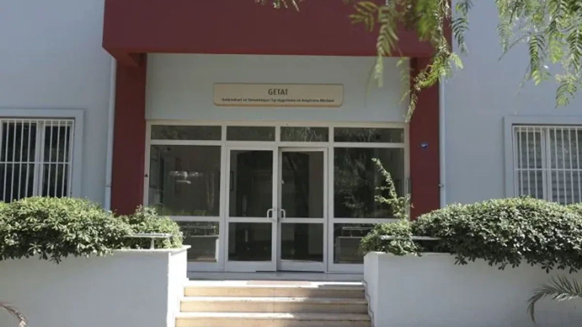DEÜ Getat Polikliniği'nde hacamat uygulaması