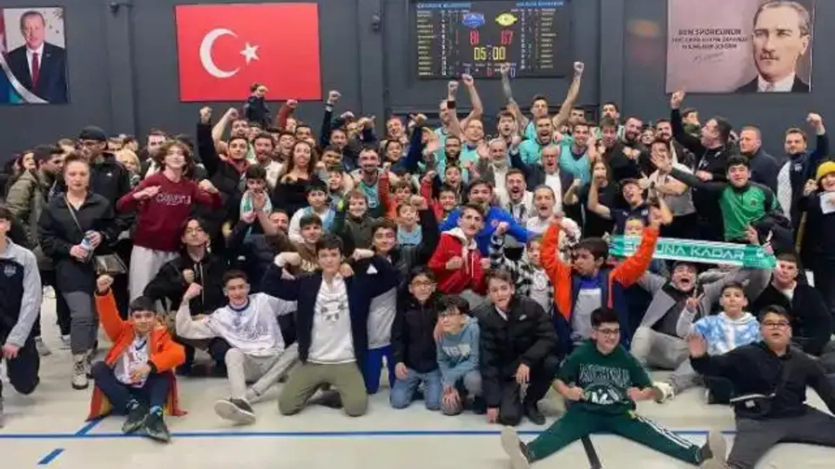 Çayırova Belediyesi, Esenler Erokspor’u mağlup etti