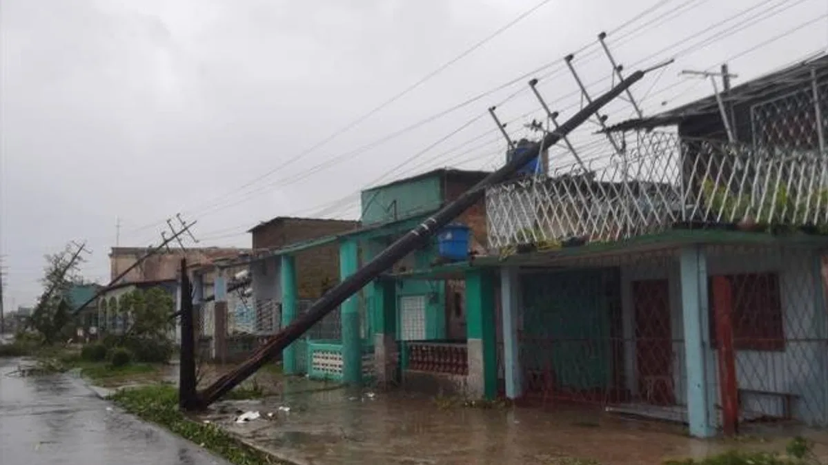 Kasırganın vurduğu Küba'nın tamamında elektrikler kesildi