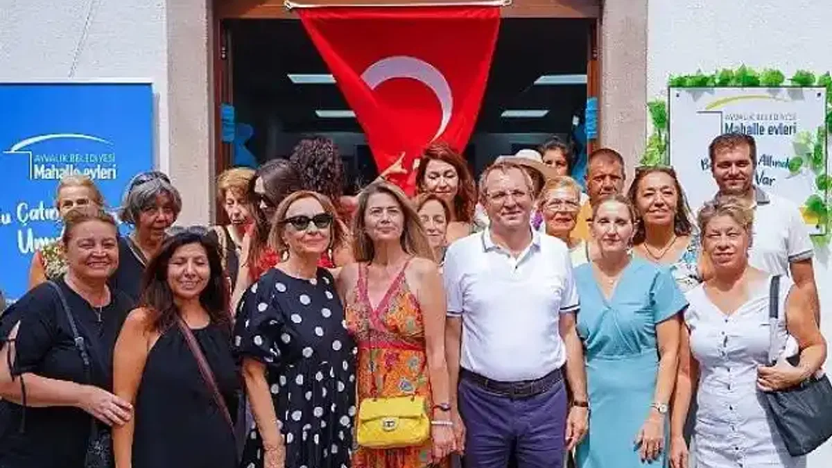Bu çatının altında umut var... Mahalle evlerinde kurslar devam ediyor.