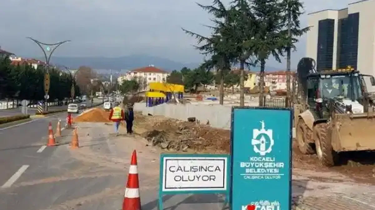 Gölcük Devlet Hastanesi’ne yeni kavşak