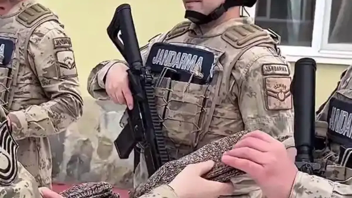 Mehmetçiğe iç ısıtan hediye