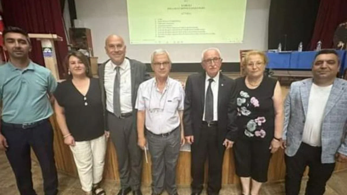 İzmir Foça'da Kent Konseyi'nde 'Acar' dönemi