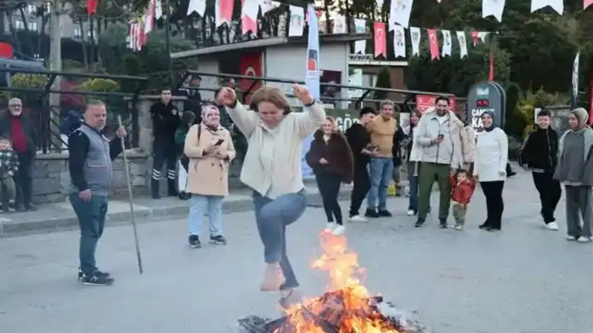 İstanbul Çekmeköy’de Hıdırellez ateşi yandı