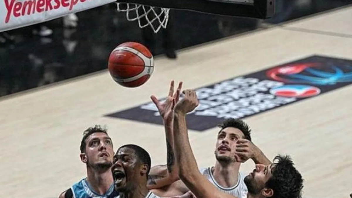 Beşiktaş Emlakjet 77-66 Türk Telekom (Maç Sonucu)