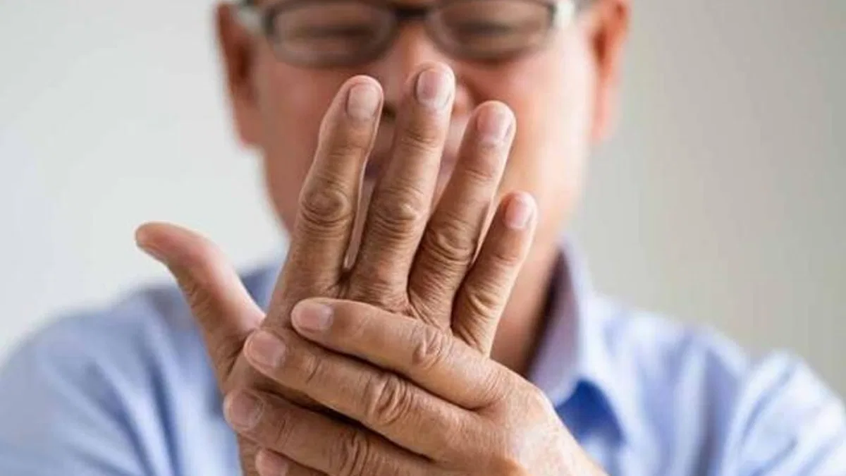 Vitamin eksikliği el titremesine neden olmaz! El titremesinin nedenleri...