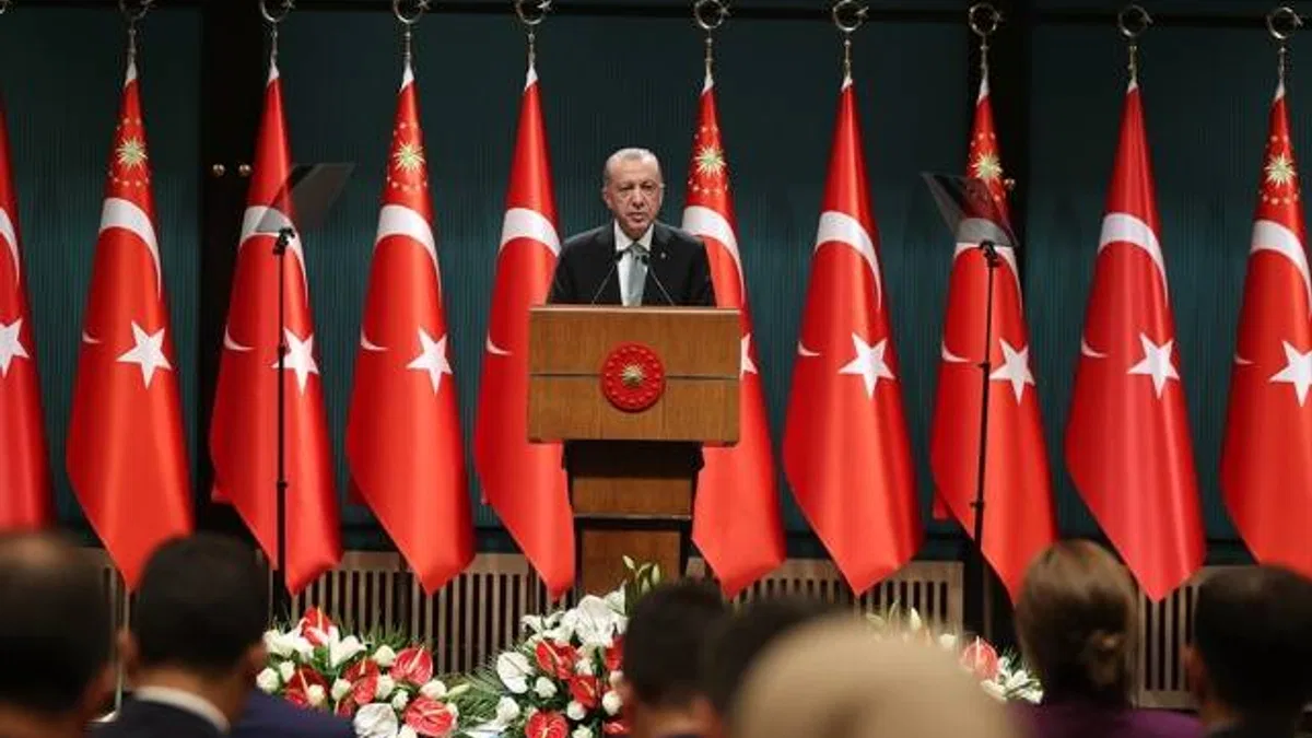 Cumhurbaşkanı Erdoğan: Vatandaşlarımızın icra takibine yol açan 2 bin lira ve altındaki borçlarını tasfiye ediyoruz