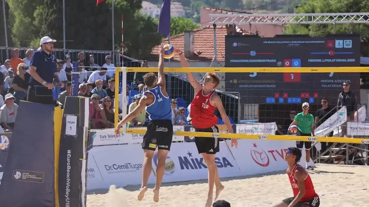 İzmir Foça'da yarı finalistler belli oldu