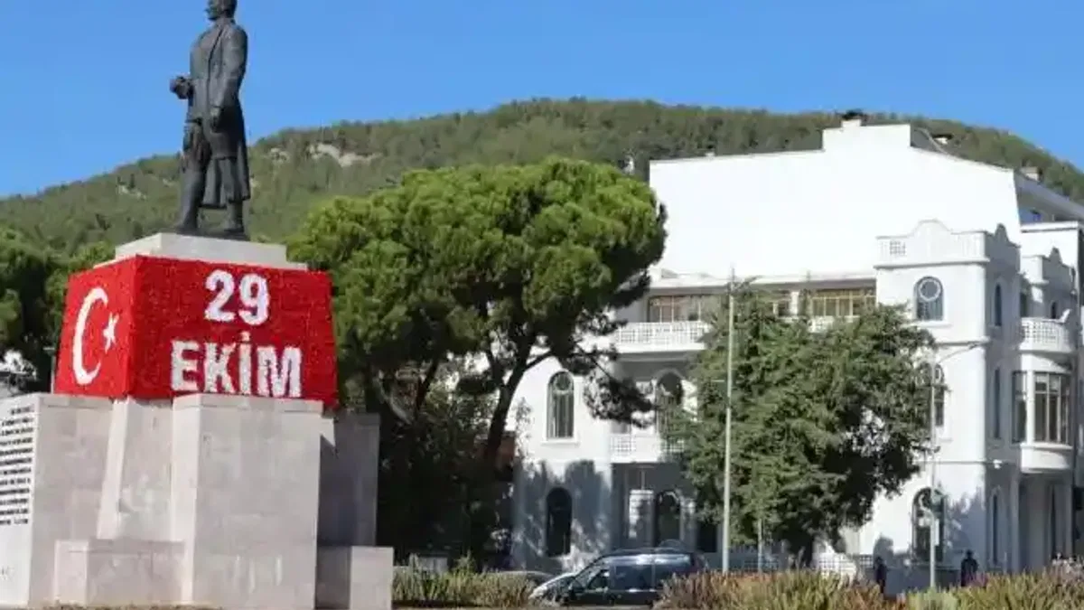 Muğla Büyükşehir tarihi binayı kültür sanatla buluşturacak