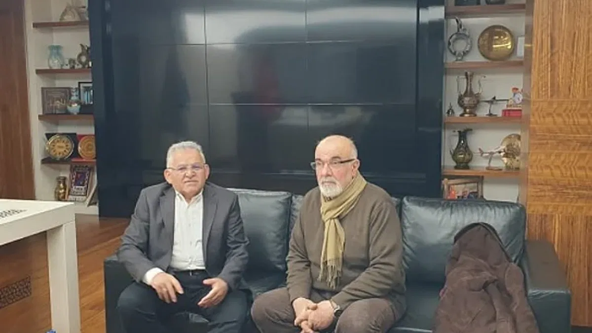 Memduh Büyükkılıç'tan Anneler Günü mesajı