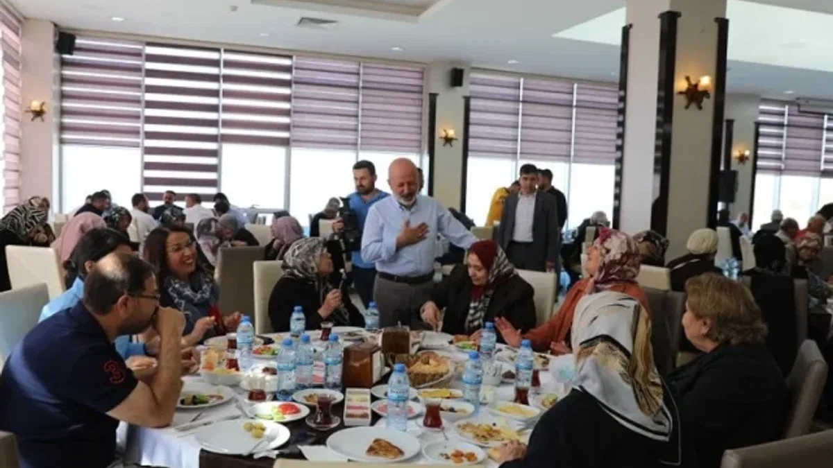 Kayseri Kocasinan Belediyesi çınarlarını ağırladı