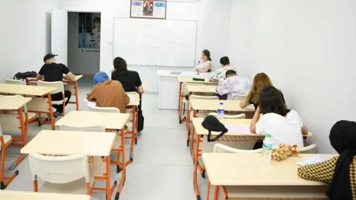 Çayırova'da yaz okulları deneme sınavıyla tamamlandı