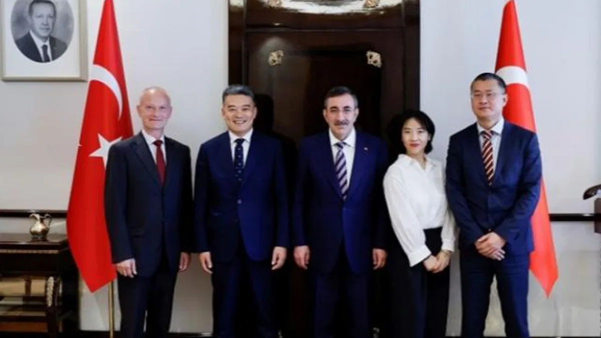 Cumhurbaşkanı Yardımcısı Yılmaz'a teknolojik ziyaret