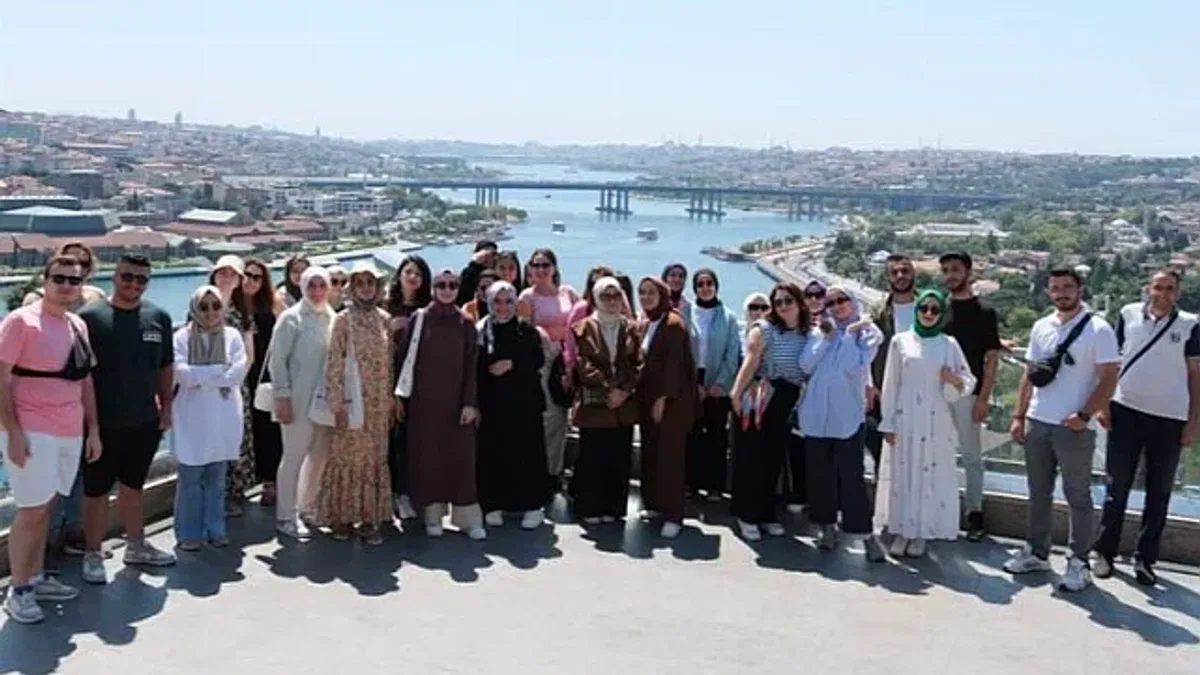 Bursalı genç seyyahlar farklı şehirlerde