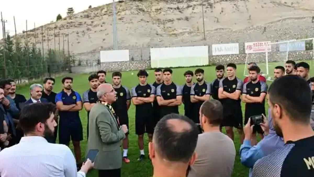 Başkan Er'den Malatyaspor'a tatlılı ziyaret
