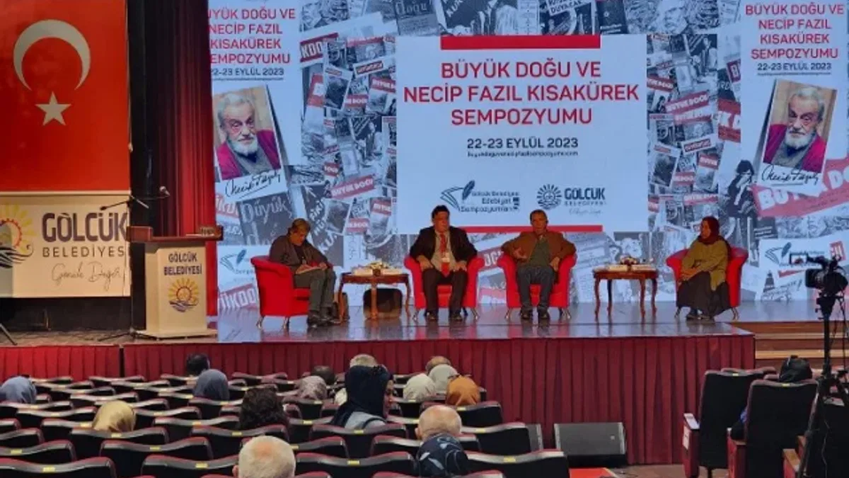 Gölcük'te Necip Fazıl Sempozyumu tamamlandı