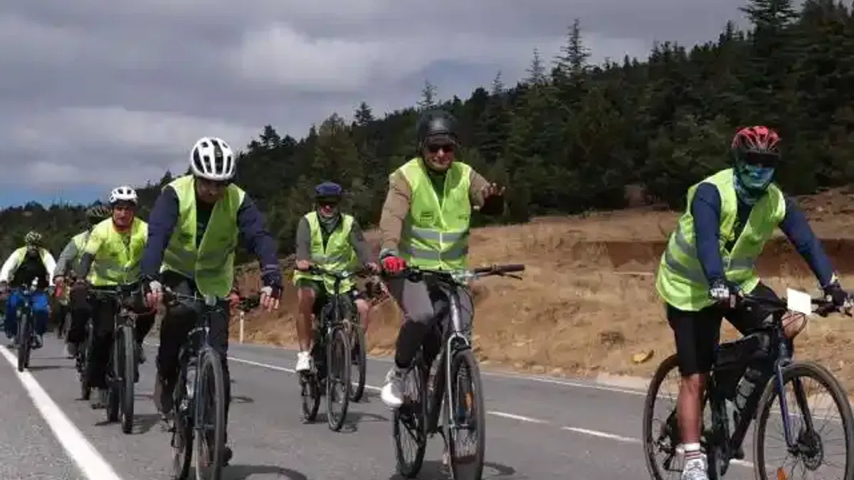 Keykubad’ın izinde pedallar kuraklığa dikkat çekti