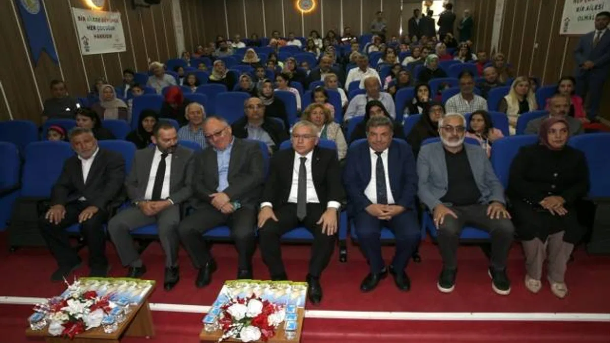 Sivas'ta koruyucu aile himayesindeki çocukların hayalleri kitapta toplandı