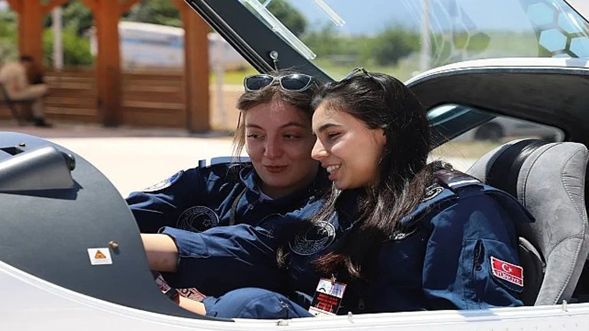 Kariyerinde yüksekleri hedefleyenlere pilotaj yüksek lisansı KTO Karatay’da