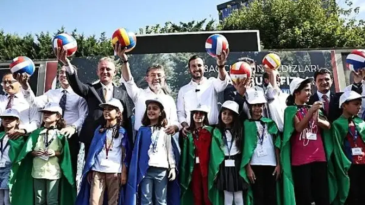 Bakan Yumaklı, Sokak Muhafızları'nı ödüllendirdi