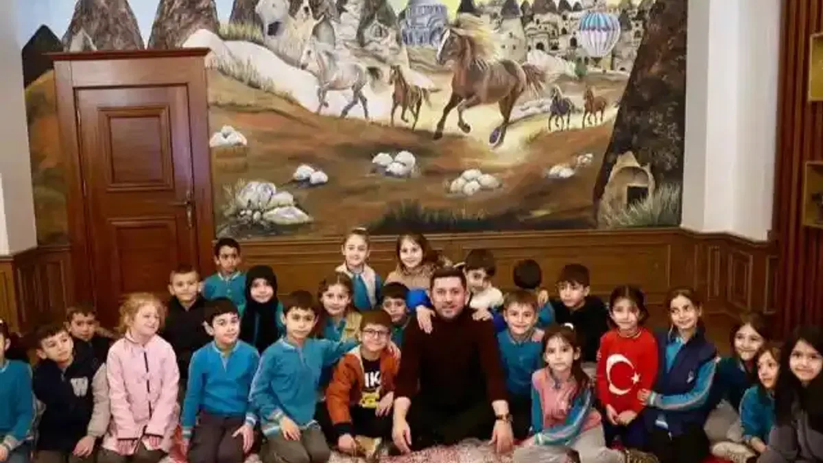 Nevşehirli öğrencilerden Başkan Rasim Arı'ya ziyaret