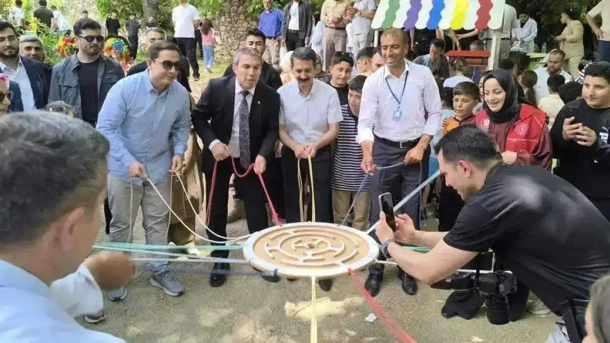 Batman Sason’da bahar şenliklerine büyük ilgi