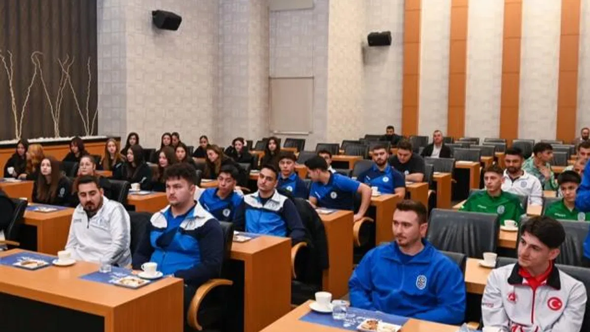 Konya Selçuklu’da sporculara moral ve destek