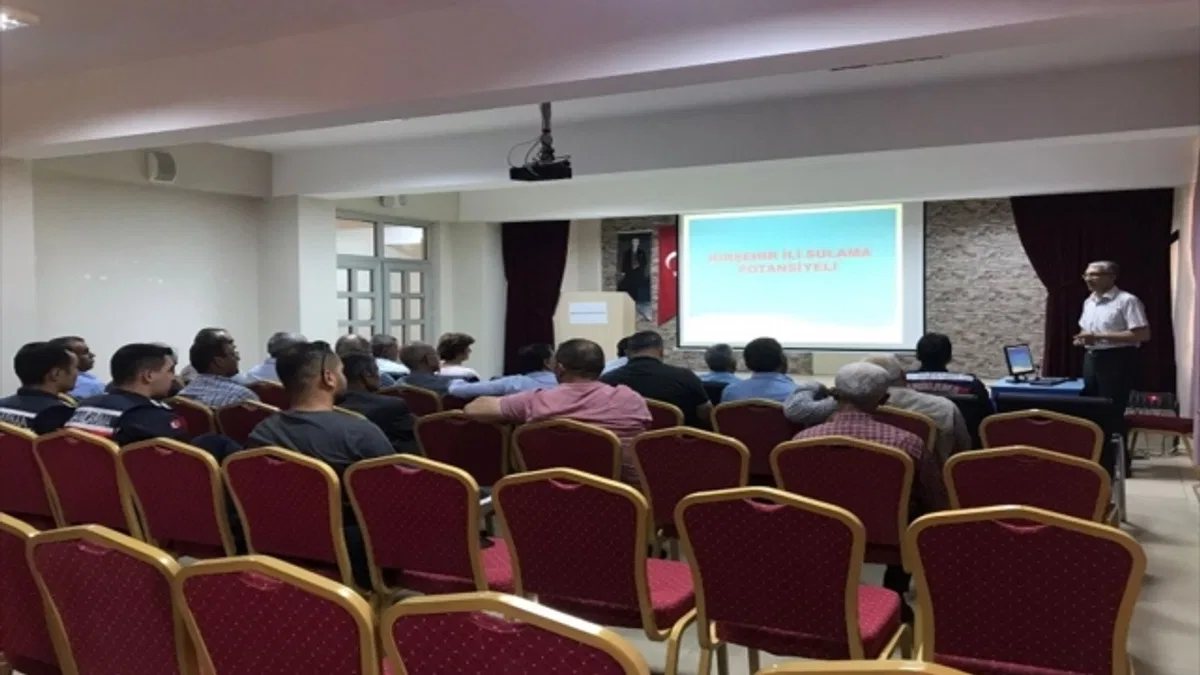 Kırşehir'de afet farkındalık ve risk azaltma eğitimi verildi