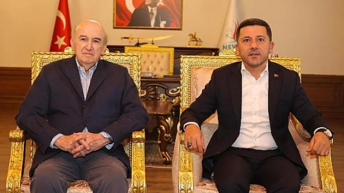 Meksika'nın Ankara Büyükelçisi Hernandez, Belediye Başkanı Arı'yı ziyaret etti