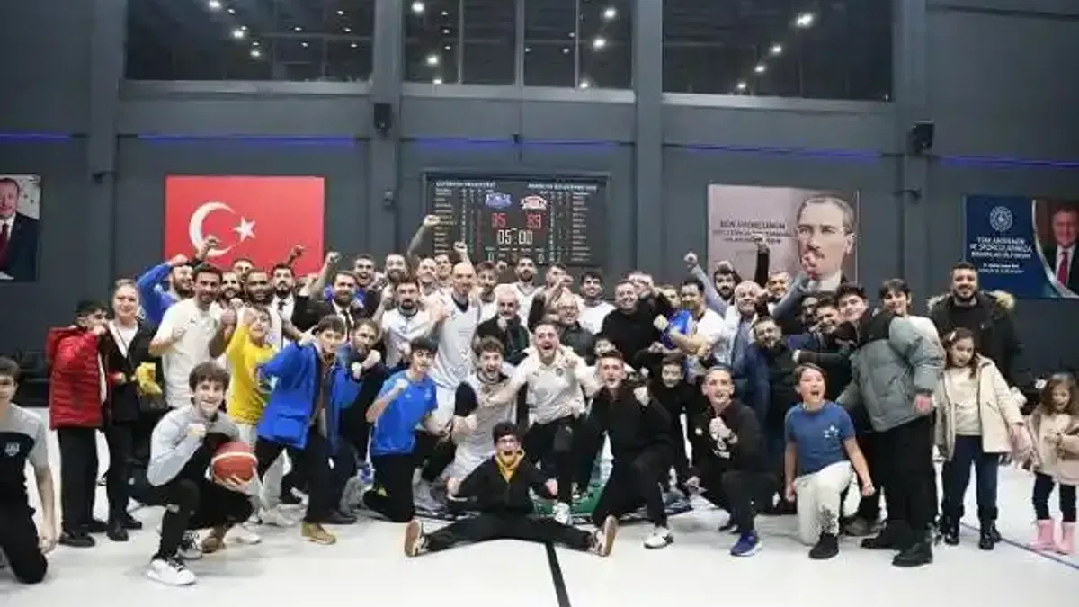 Çayırova Belediyesi, Bornova deplasmanında