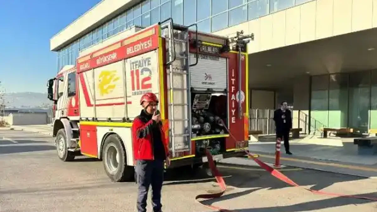 Kocaeli Büyükşehir İtfaiyesi güven veriyor