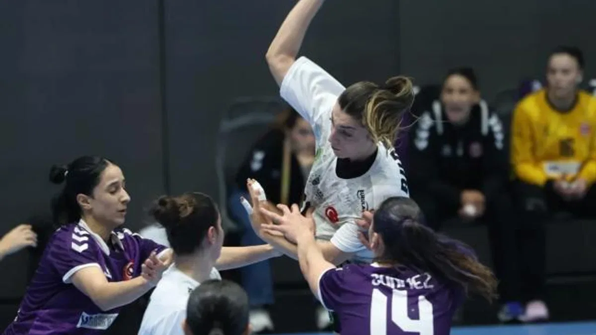 Bursa Büyükşehir Belediyespor zorlanmadan kazandı