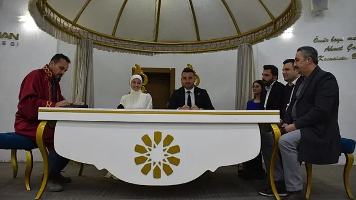 Kayseri Kocasinan'da 23 çift muradına erdi