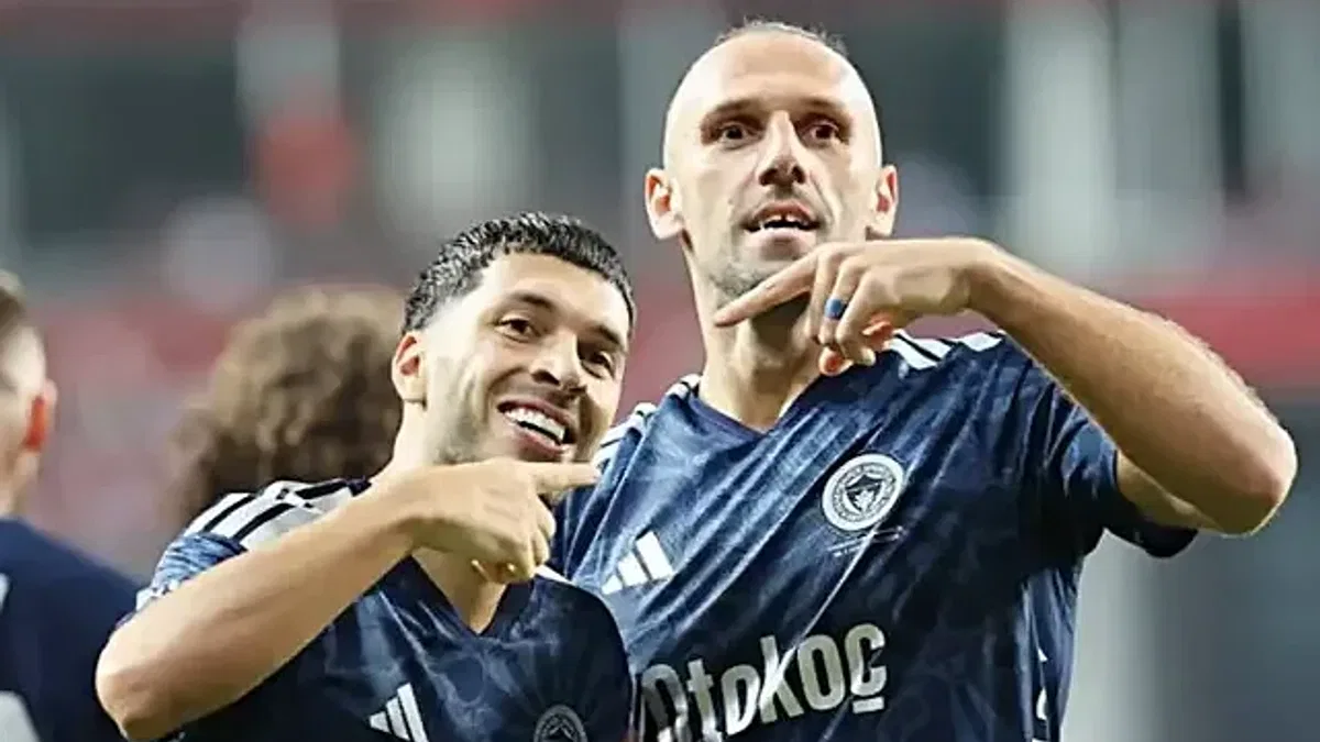 Samsunspor 0-2 Fenerbahçe (Maç Sonucu) Fener Samsun'da rahat kazandı!