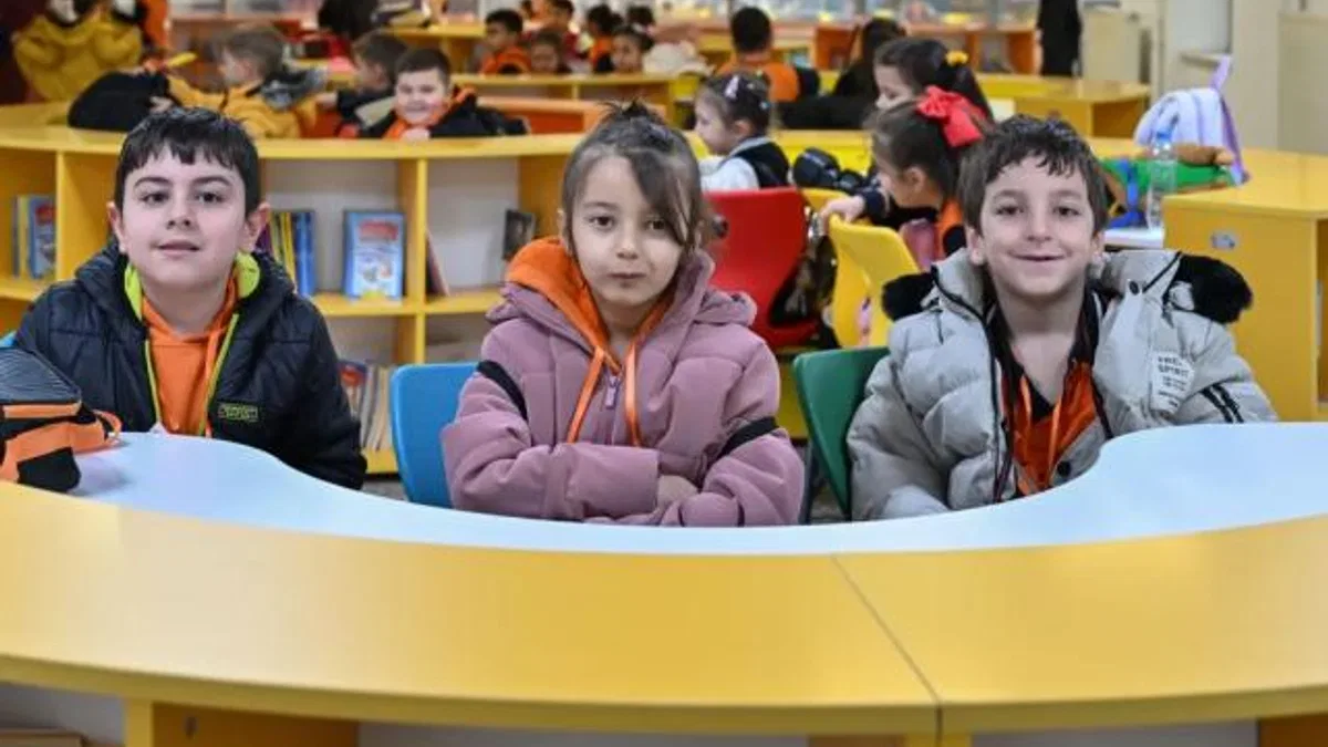 ABB Kütüphaneleri Şenleniyor: “Genç Zihinler Kütüphanede” Projesi Başladı