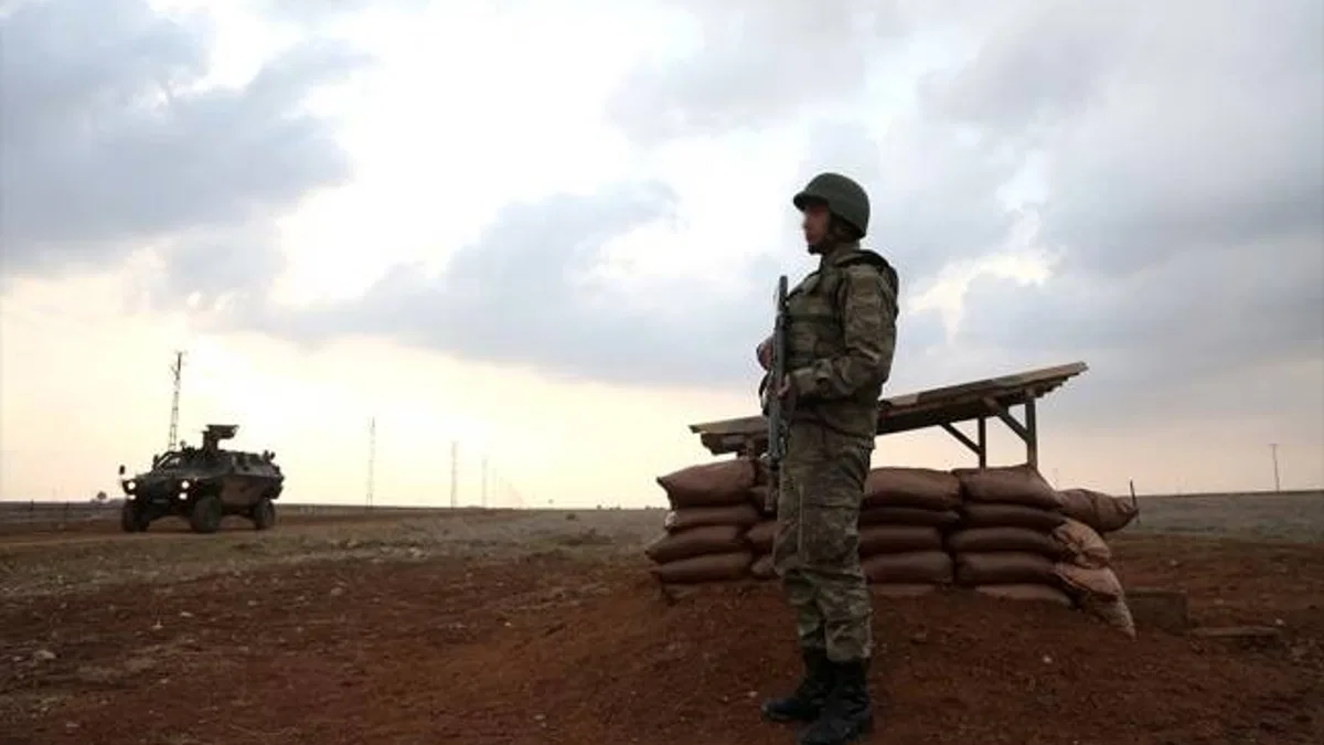 Hudut karakoluna düzenlenen hain saldırıda bir askerimiz şehit oldu