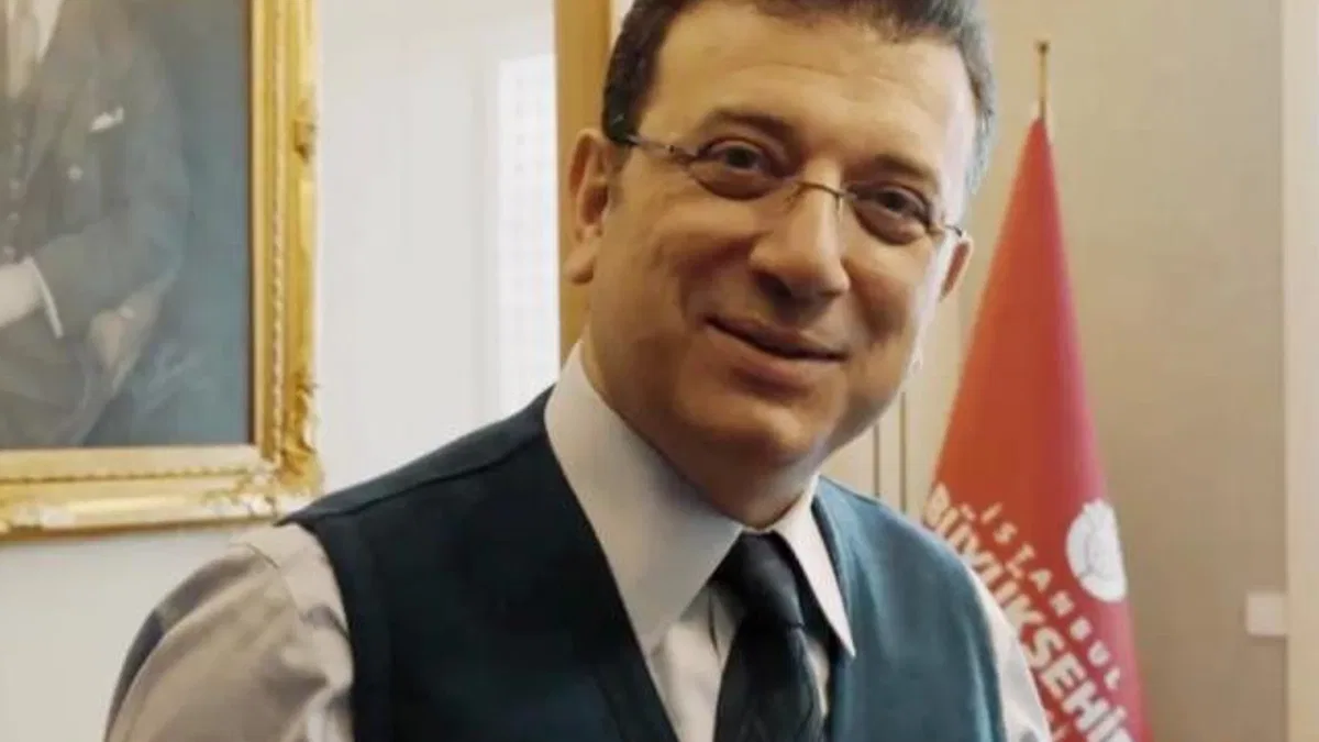 İmamoğlu düğmeye bastı! Cumhurbaşkanı adaylığı için resmi başvurusunu yaptı