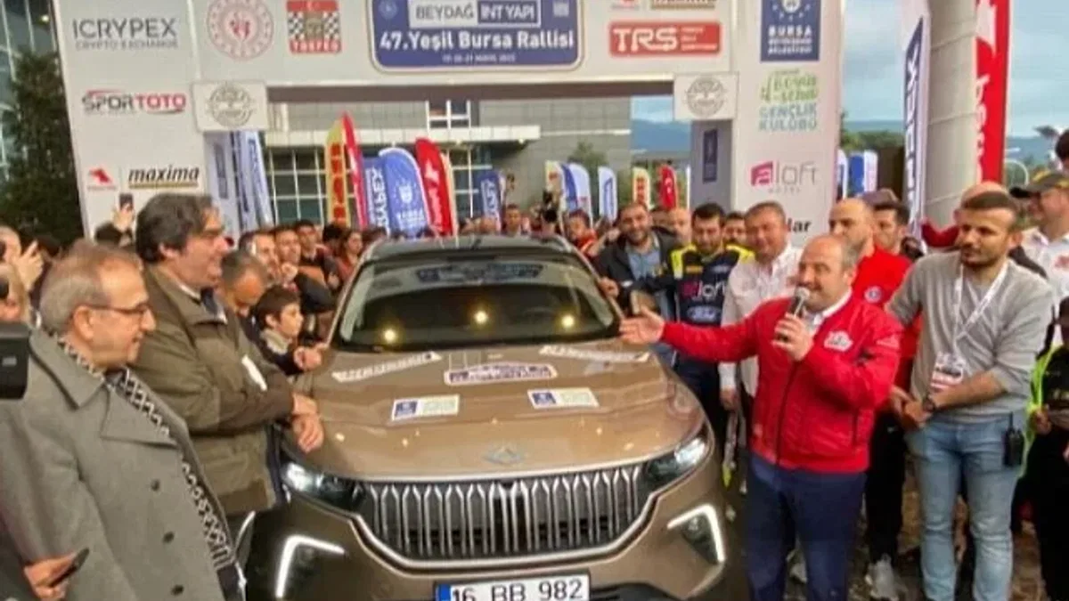 Ralli startı TOGG'lu Bakan Varank'tan