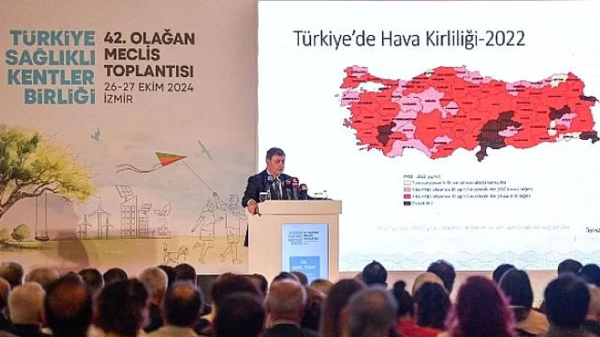 Başkan Tugay: Bize emanet edilen bu güzel ülkeyi hep beraber daha ileriye taşıyalım
