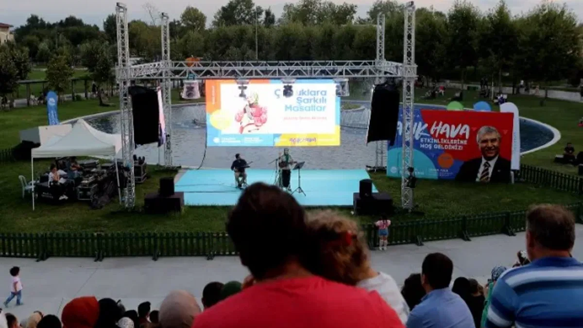 Sakarya'da Açık Hava Sahnesi'nde eğlence dolu hafta sonu