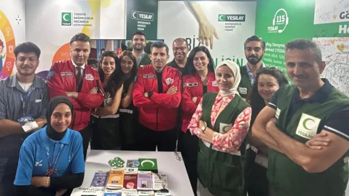 Yeşilay Adana'da bağımlılıklara dikkat çekti