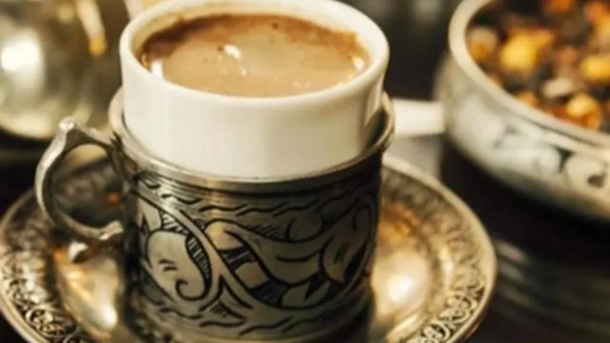 Güne bir fincan kahveyle başlamak sağlıklı mıdır?