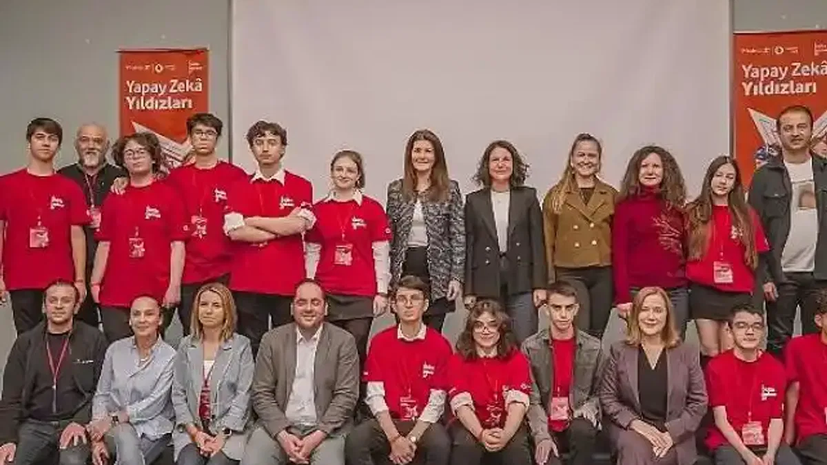 Vodafone Vakfı'nın Global Hackathonu'nda Çocuk ve Gençler, Yarının Şehirleri İçin Fikir Üretti