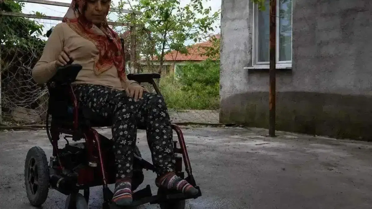 Malatya Büyükşehir'den akülü sandalye desteği