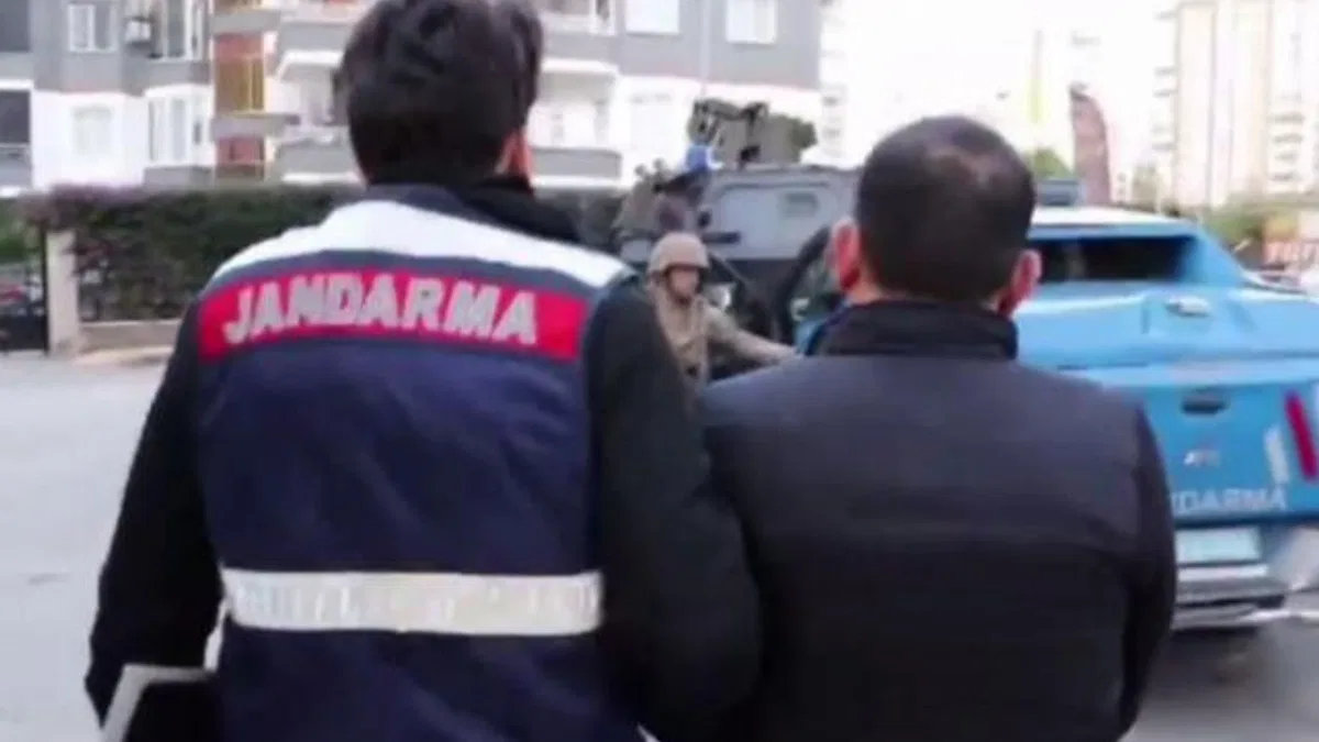 72 il 'Mercek' altında: 1558 gözaltı